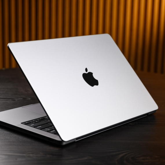 Znamo kada bi Apple mogao da predstavi savitljivi MacBook