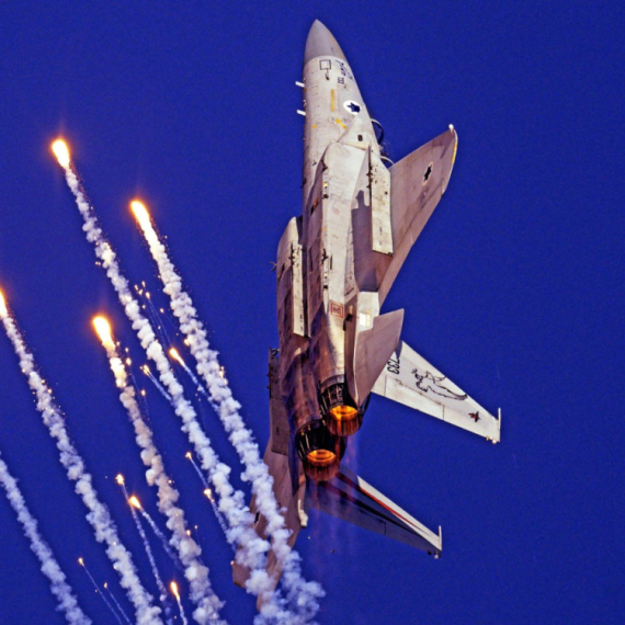 Ukrajincima stiže F-16 nakon pravoslavnih praznika; Rusi probili front; Zastava je podignuta