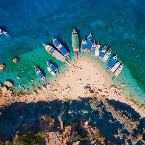 Jeftinija alternativa Maldivima i to u Turskoj: Nestvarno ostrvo blizu Antalije oduzima dah FOTO